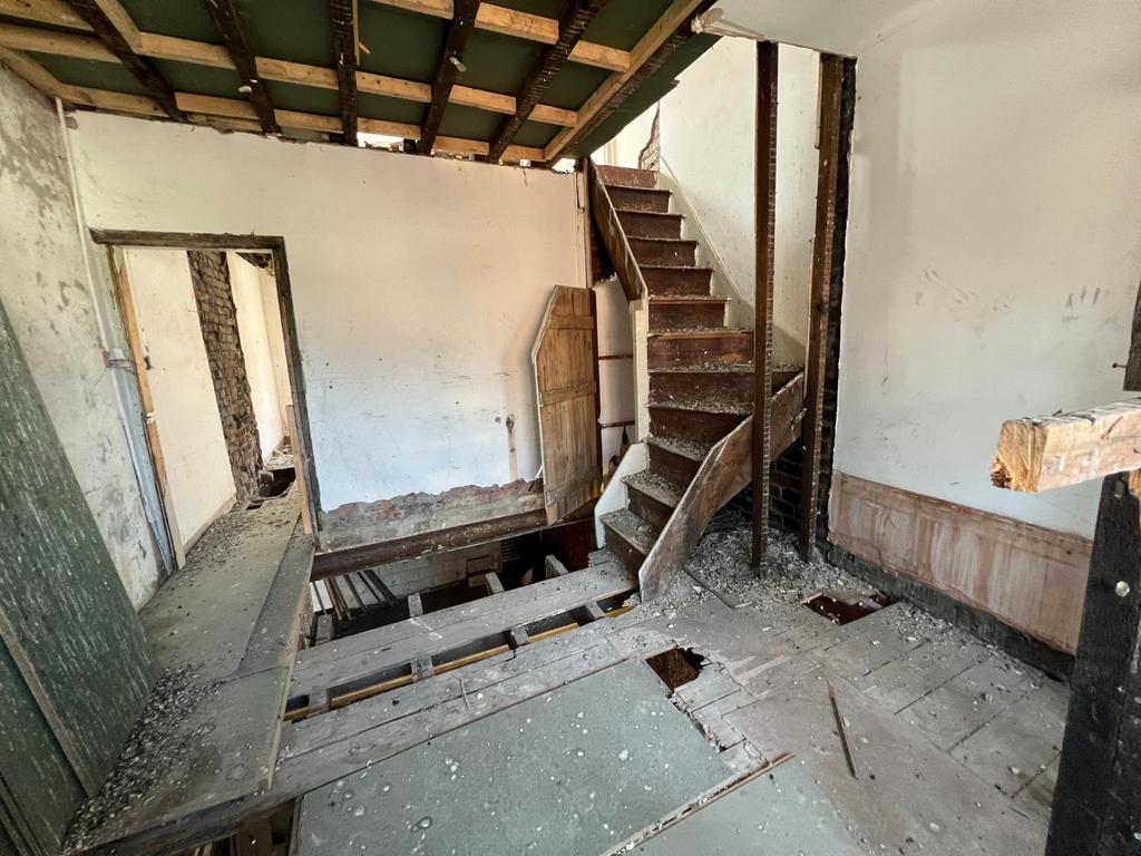 House in Sheffield - View 4