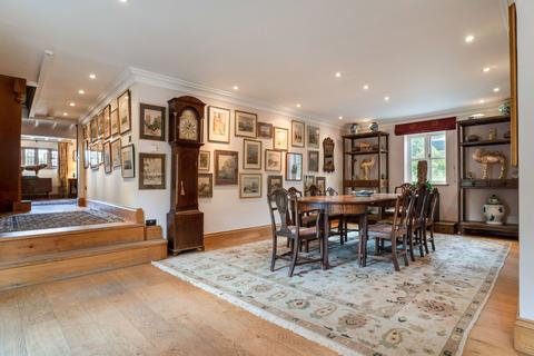 5 bedroom country house for sale, Honington , Shipston on Stour, CV36 5AA