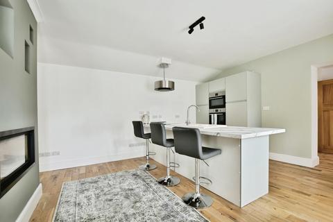 undefined, Bowness Avenue, Cheadle Hulme, Cheadle, Greater Manchester, SK8