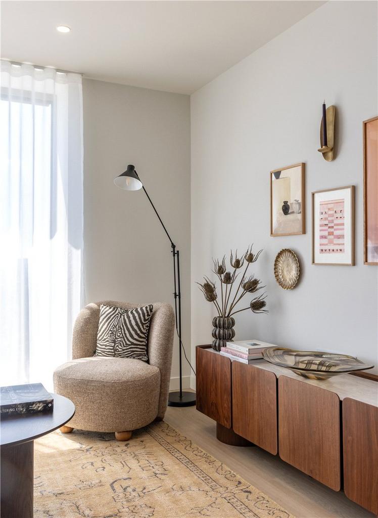 Apartment in London - View 3