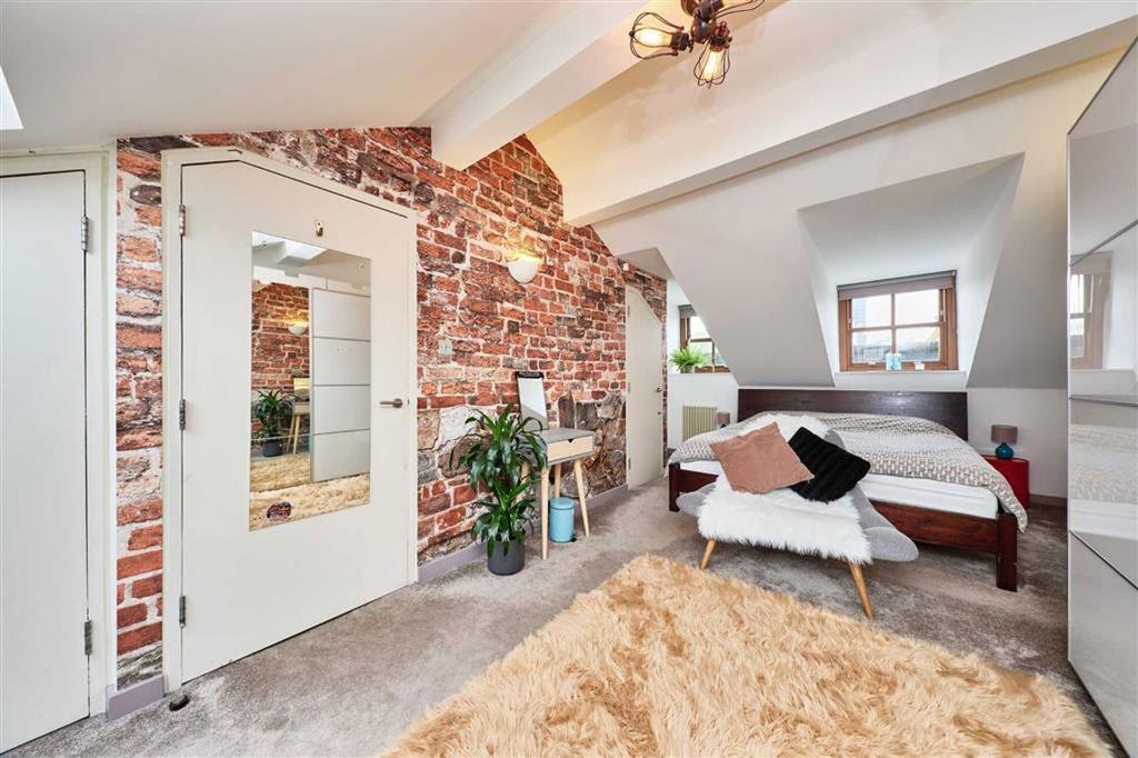 House in London - More