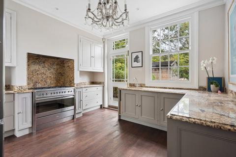 4 bedroom semi-detached house for sale, High Street, Rickmansworth, Herts, WD3