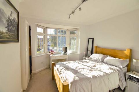 undefined, Briar Road, London