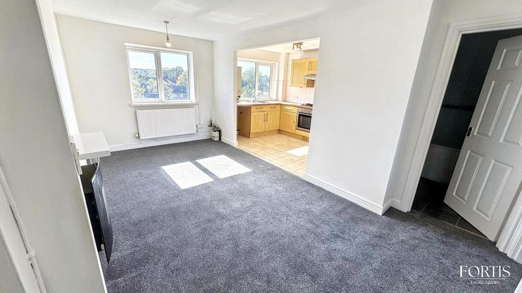 Apartment in Cardiff - View 2