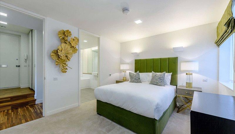 Apartment in London - More