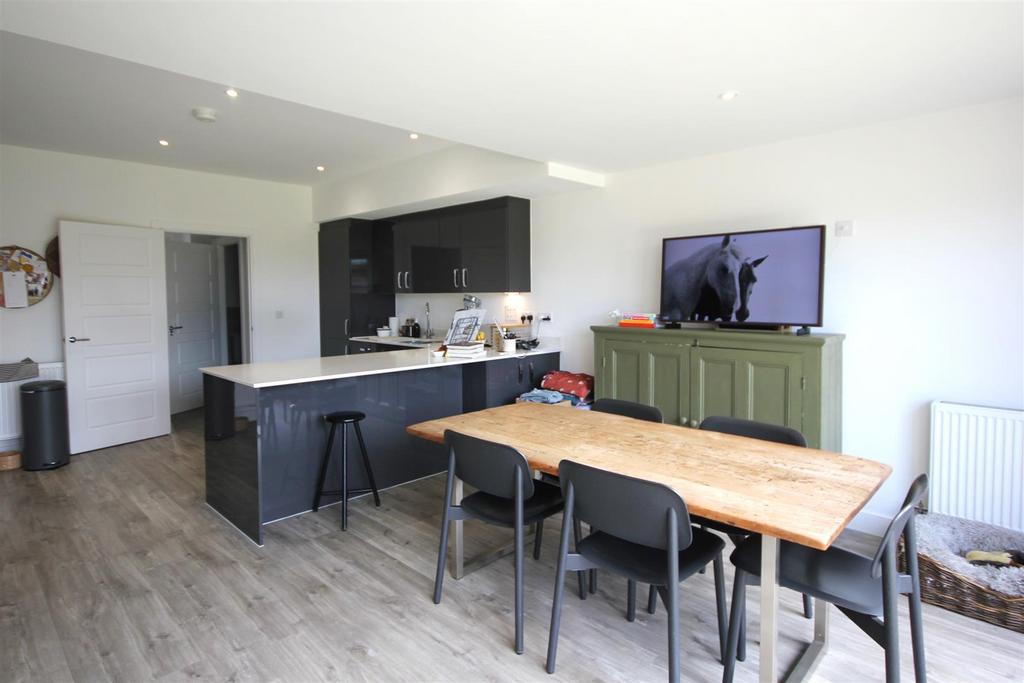 House in York - View 2