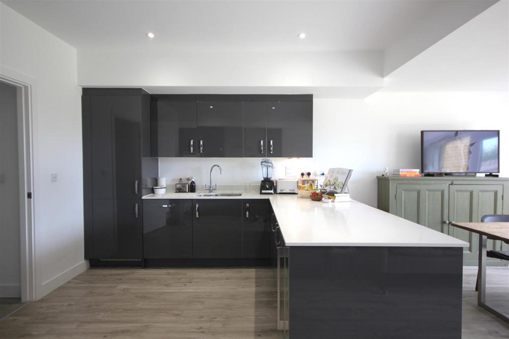 House in York - View 3