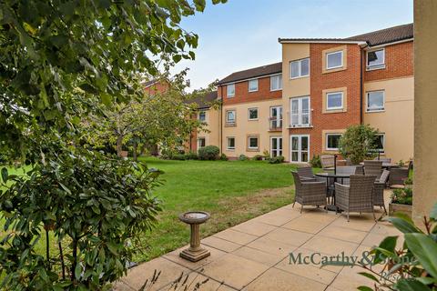 2 bedroom apartment for sale, Fussells Court, Station Road, Worle, Weston-Super-Mare