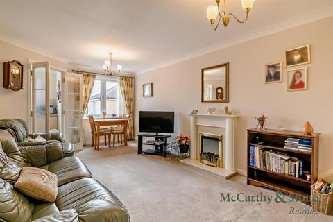 2 bedroom apartment for sale, Fussells Court, Station Road, Worle, Weston-Super-Mare