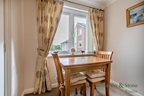 2 bedroom apartment for sale, Fussells Court, Station Road, Worle, Weston-Super-Mare