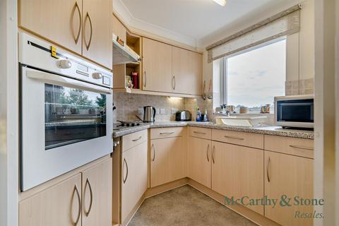 2 bedroom apartment for sale, Fussells Court, Station Road, Worle, Weston-Super-Mare