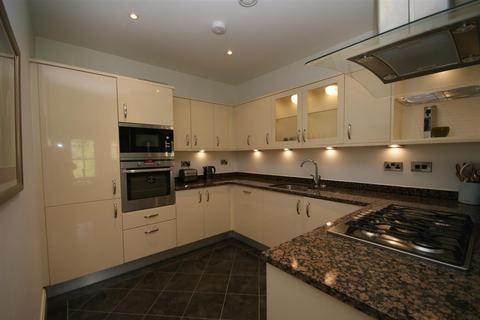 2 bedroom apartment to rent, 20 Bloomfield, Markland Hill, Heaton, Bolton