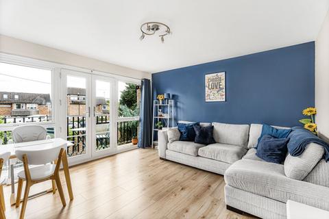 3 bedroom flat for sale, Riversmeet, Hertford SG14