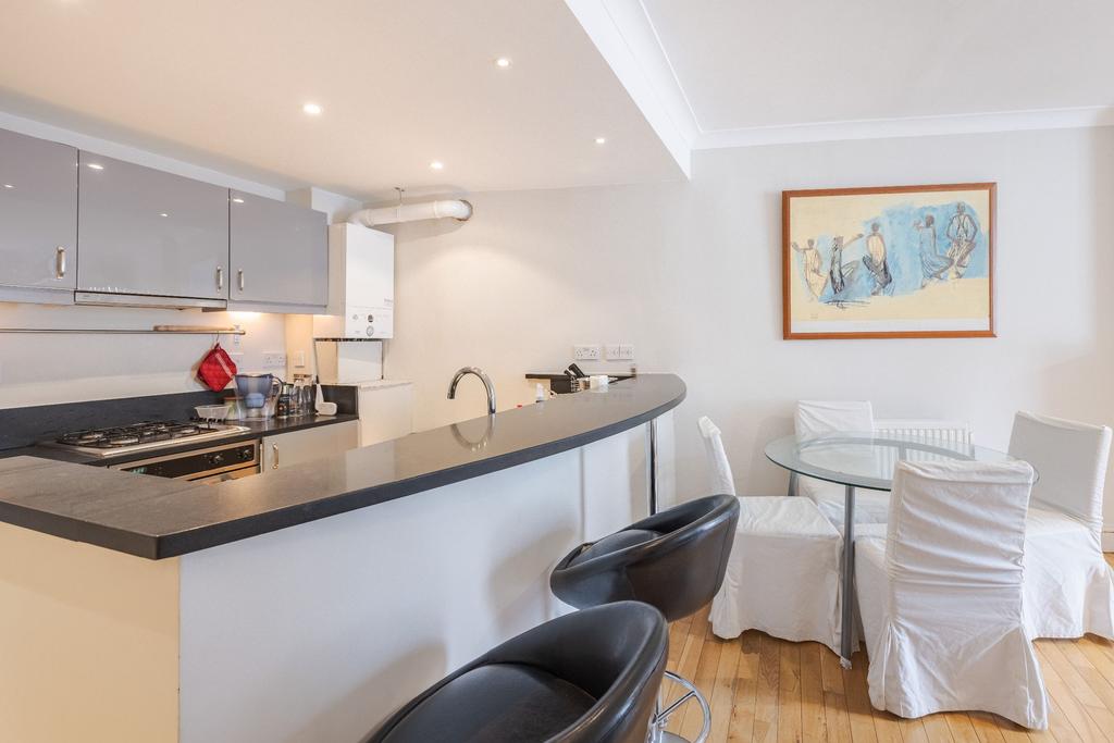 Apartment in London - View 4
