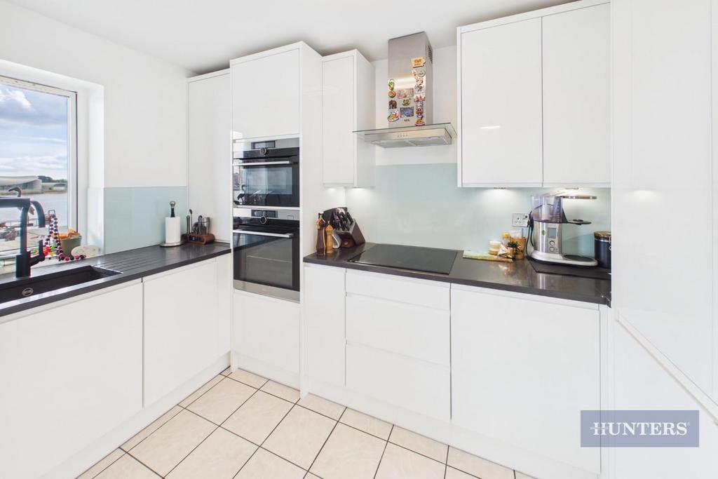 Apartment in Southampton - View 4