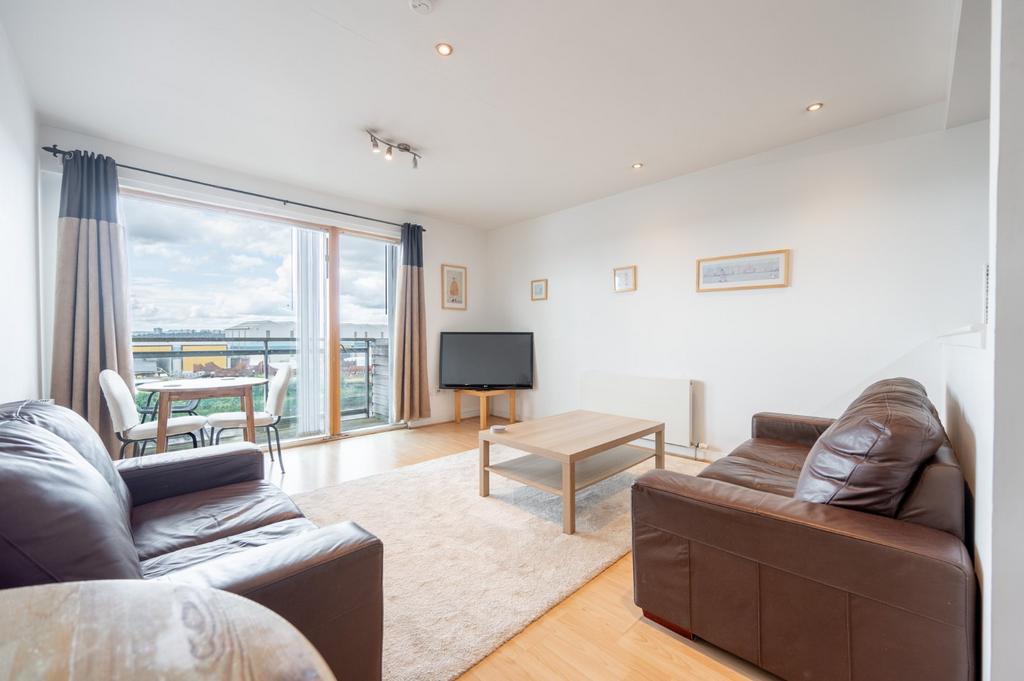 Apartment in Glasgow City - View 2