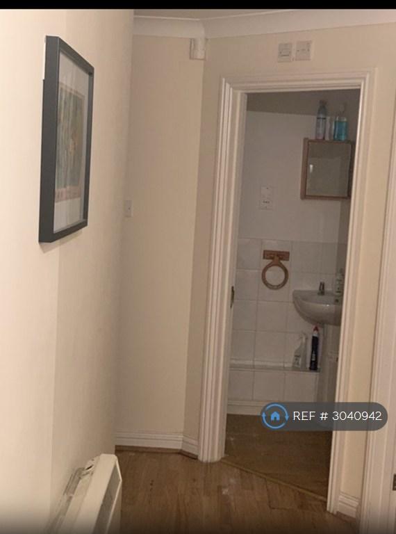 Apartment in London - View 2