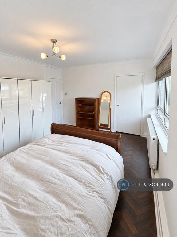 Apartment in London - View 2