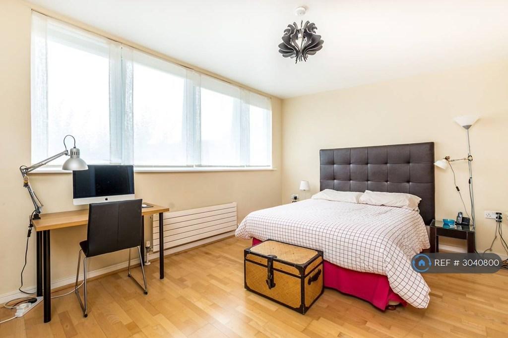 Apartment in London - View 5