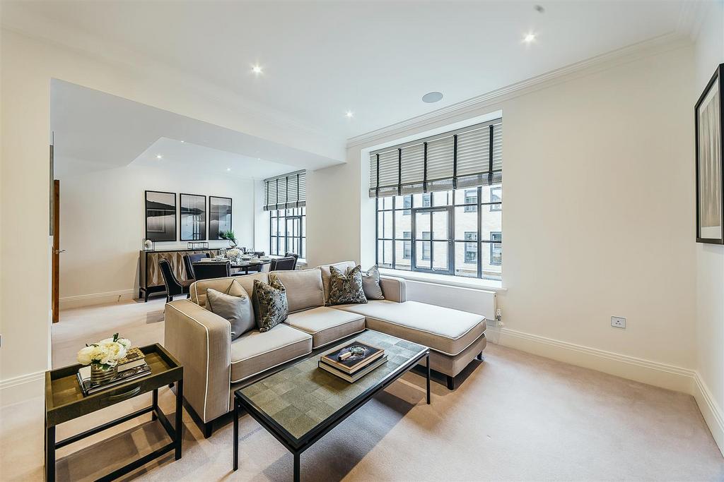 Apartment in Hammersmith - View 3