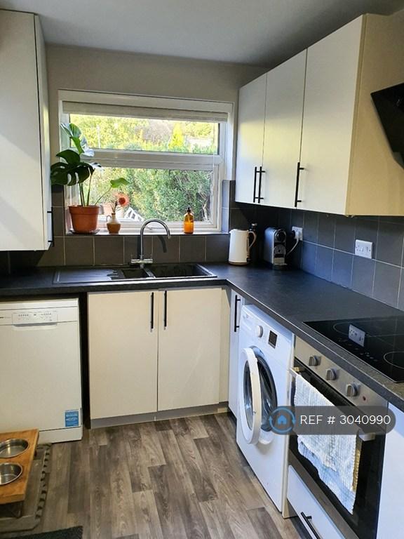 House in Sheffield, South Yorkshire - View 4