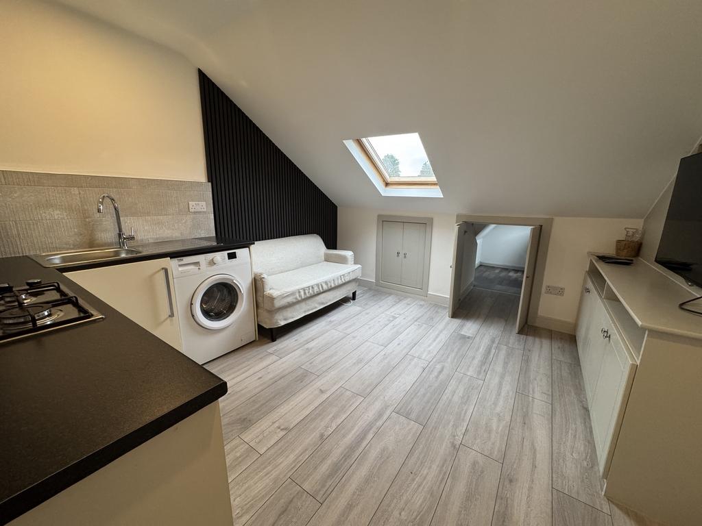 Apartment in London - View 3