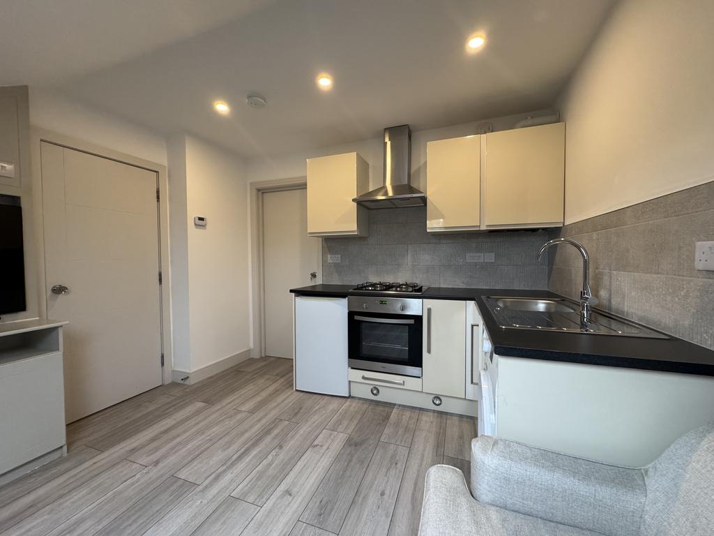 Apartment in London - View 4