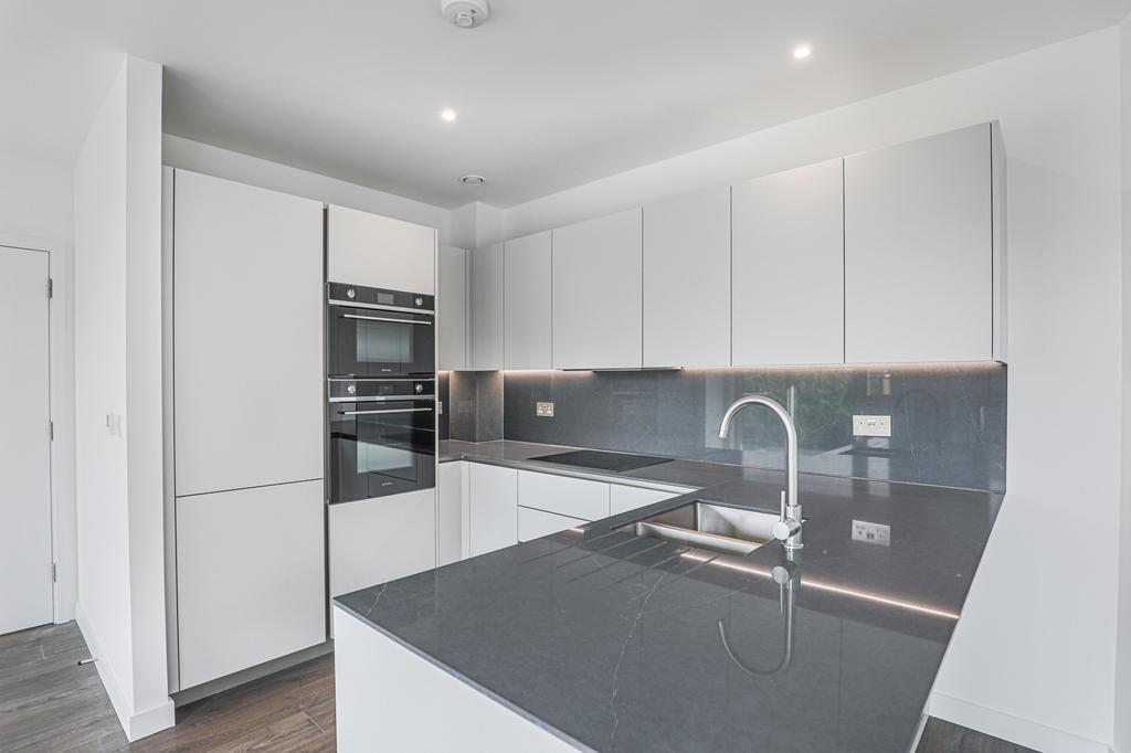 Apartment in London - View 3