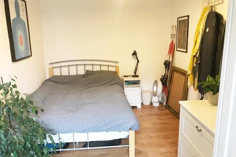 4 bedroom maisonette to rent, Nelson Square, London, SE1