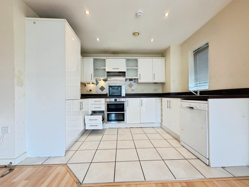 Apartment in London - View 2