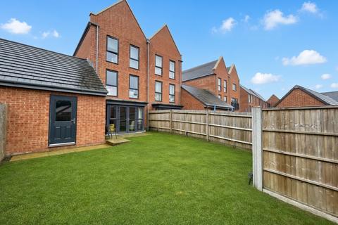 3 bedroom semi-detached house for sale, Eric Tubb Road, Bordon, Hampshire, GU35