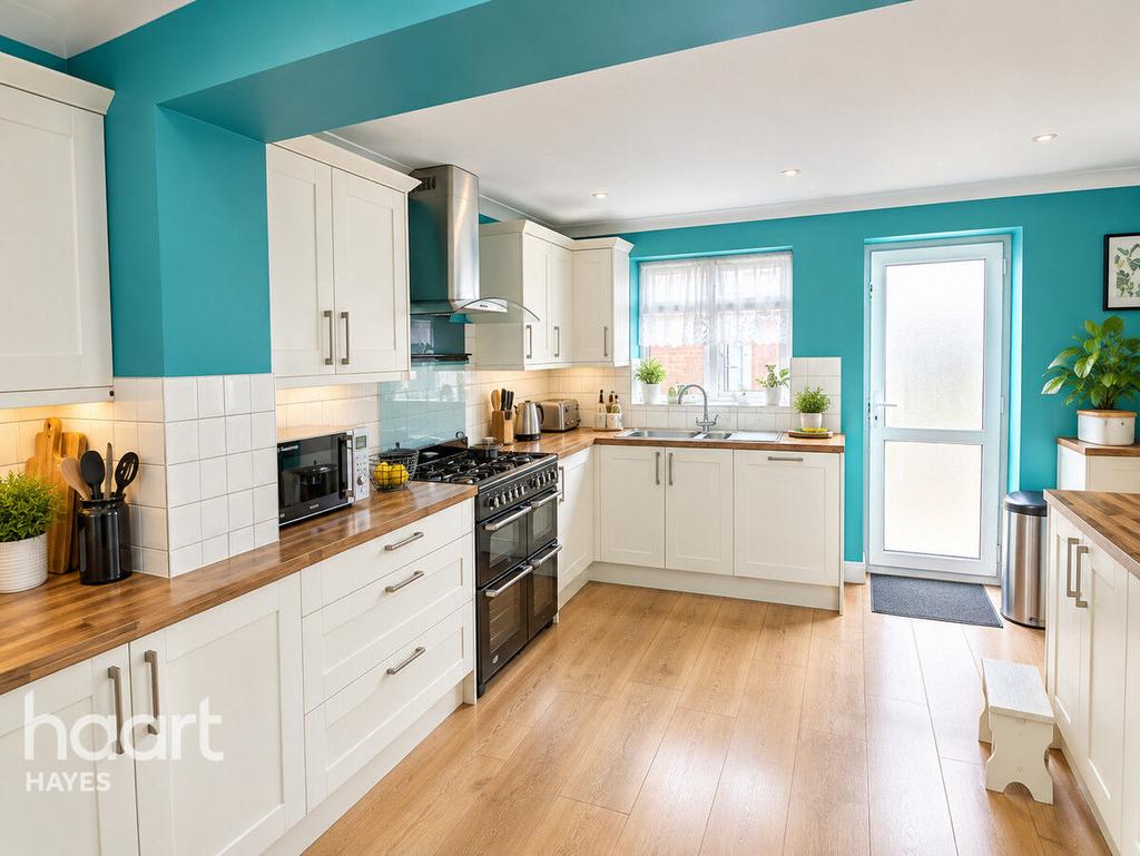 House in London, Hayes - View 3