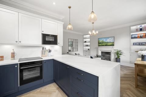 2 bedroom apartment for sale, Elsham Road, London, W14