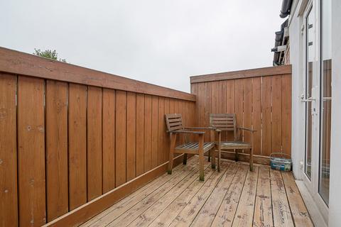 2 bedroom flat for sale, Upper Richmond Road West