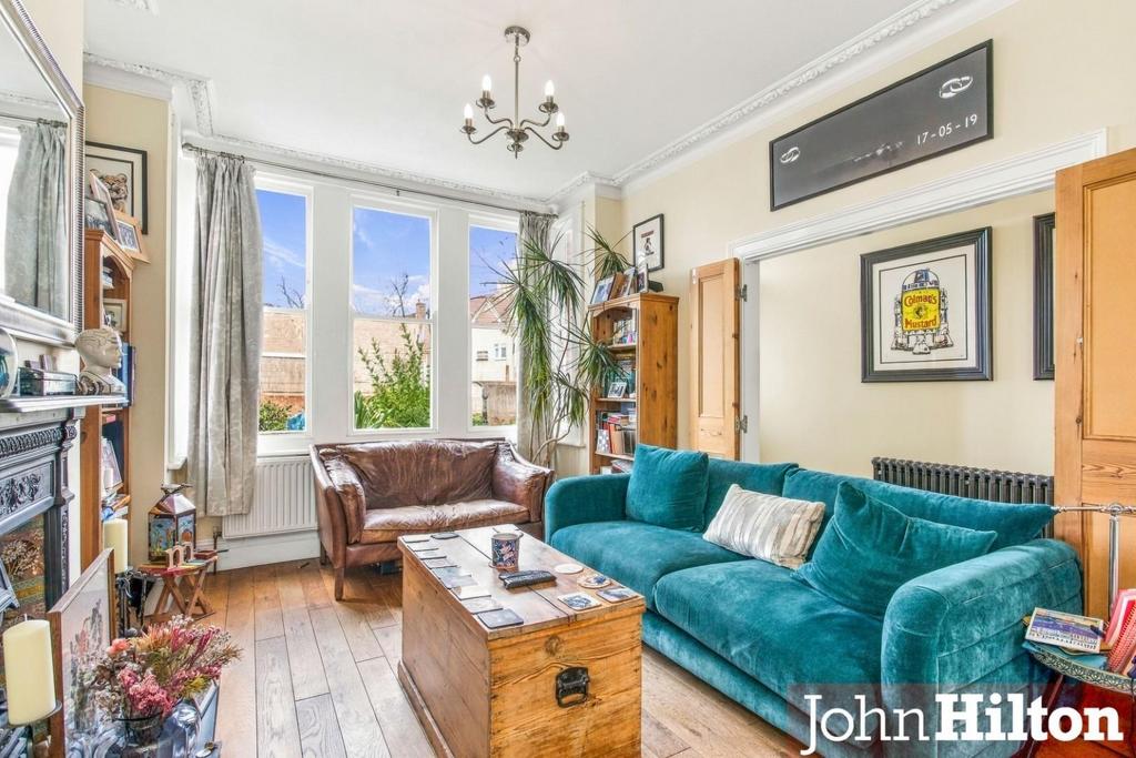 House in Brighton - View 4