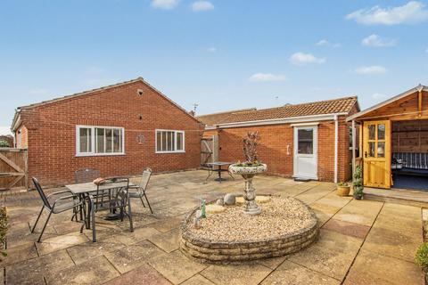 2 bedroom detached bungalow for sale, Mountbatten Road, Dersingham