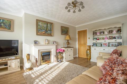 2 bedroom detached bungalow for sale, Mountbatten Road, Dersingham