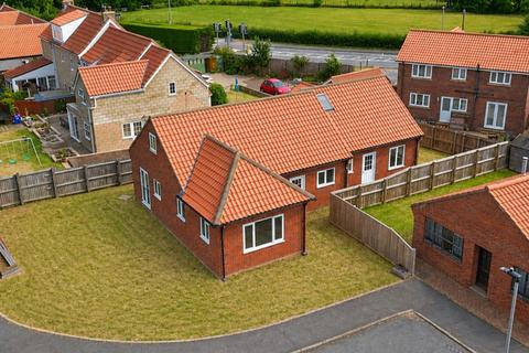 5 bedroom detached bungalow for sale, Mount Farm Close, Whitby, YO22