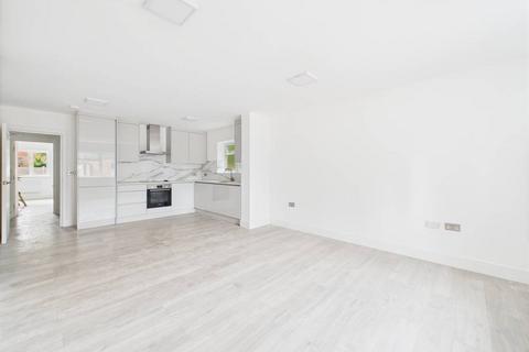 undefined, Shelson Avenue, Feltham, Middlesex, TW13