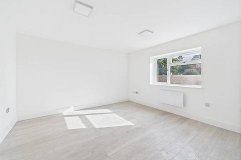 undefined, Shelson Avenue, Feltham, Middlesex, TW13