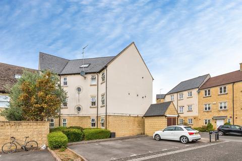 1 bedroom ground floor flat for sale, Woodford Way, Witney