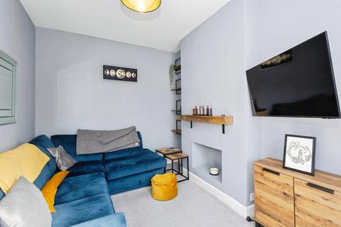 2 bedroom flat for sale, Chichester Road, Portsmouth, Hampshire, PO2