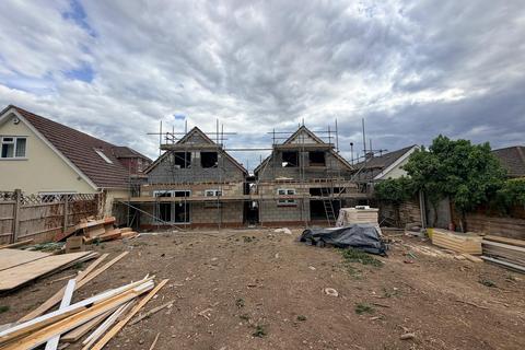 undefined, St. Margarets Avenue, Uxbridge UB8