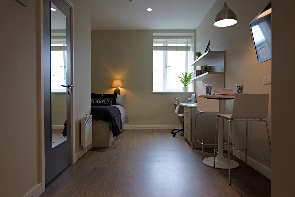 Apartment in Newcastle upon Tyne, Tyne and Wear - View 4