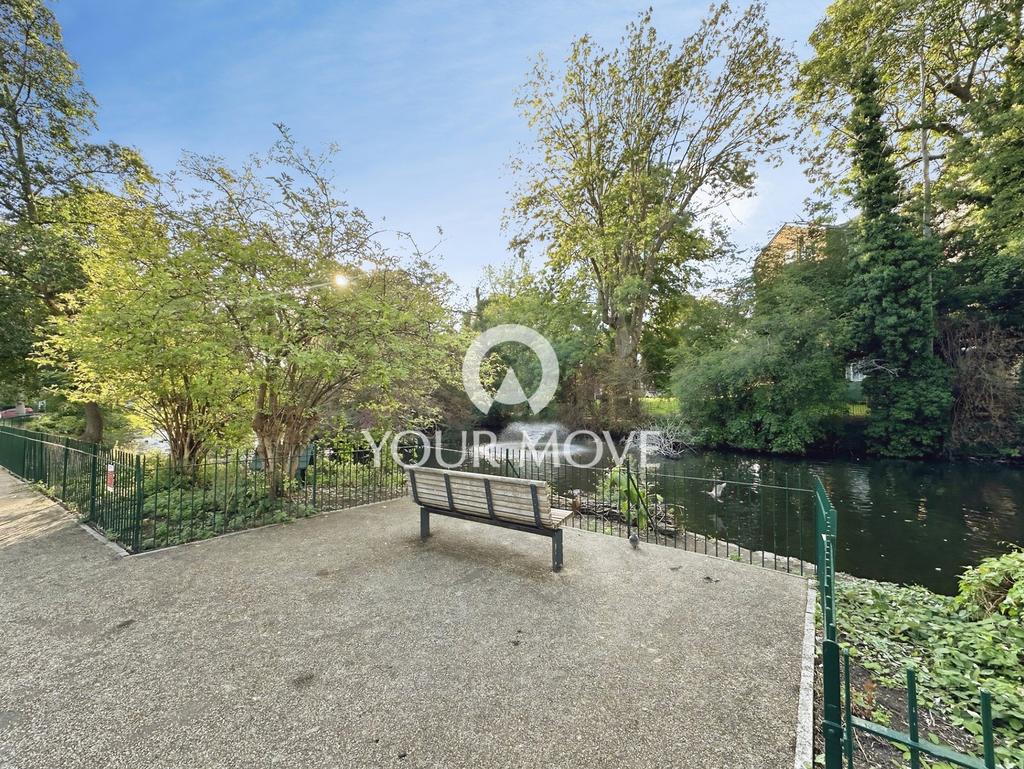 Apartment in London - View 5