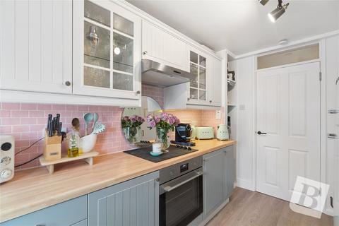 1 bedroom apartment for sale, Neale Court, Upminster Road, Hornchurch, RM11