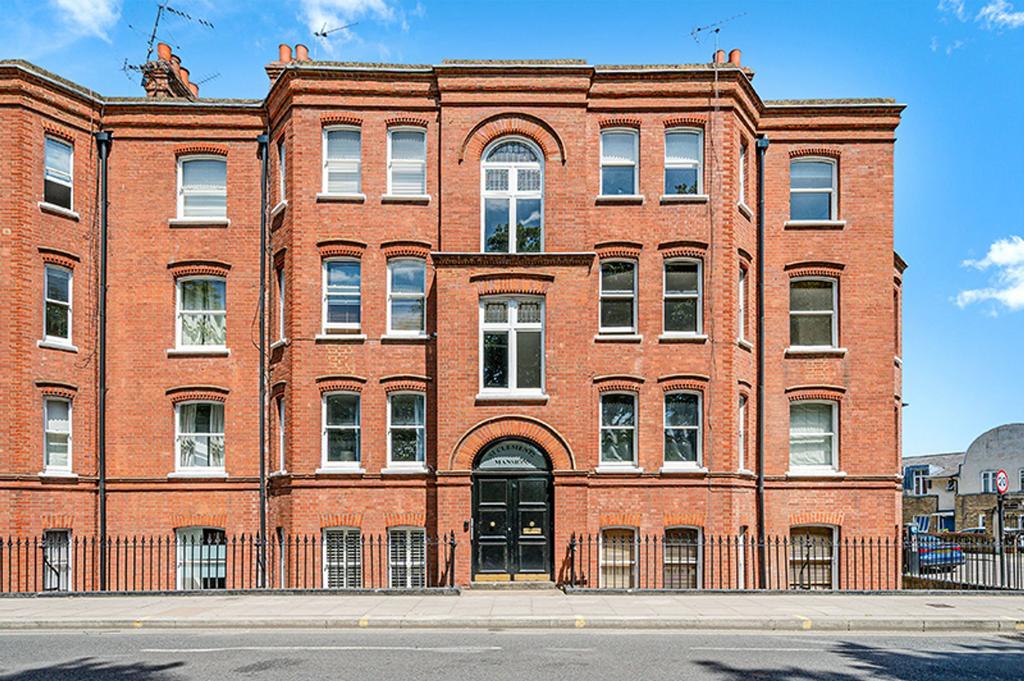 Apartment in London - More