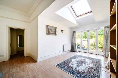 undefined, Crescent Road, Kingston upon Thames