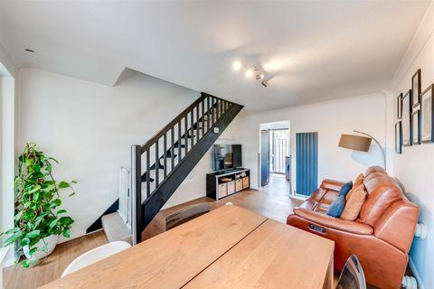 2 bedroom terraced house for sale, Woodfall Drive, Crayford
