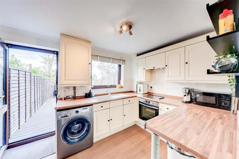 2 bedroom terraced house for sale, Woodfall Drive, Crayford